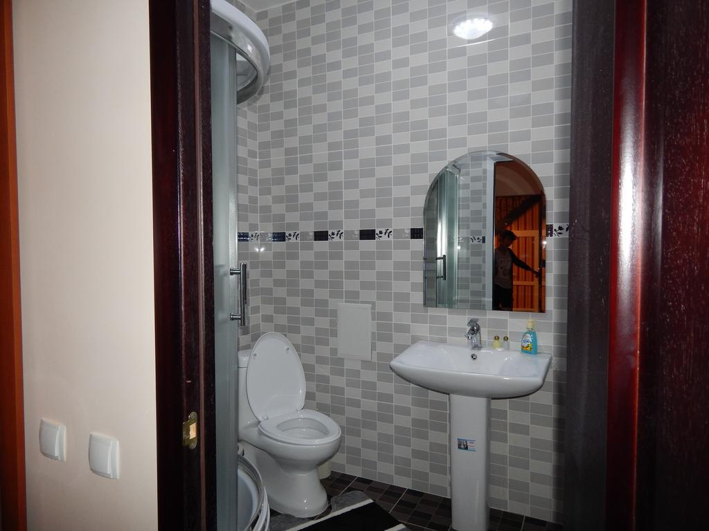 Sky House Astana Hotel Room photo